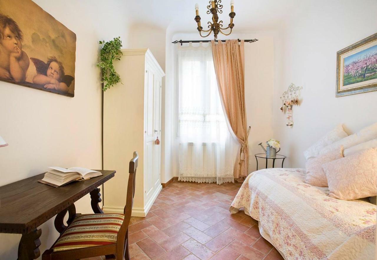 Ellen'S Cozy Apartment Флоренция Экстерьер фото